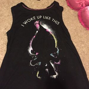 I'm selling a tee shirt