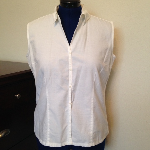 Sleeveless shirt
