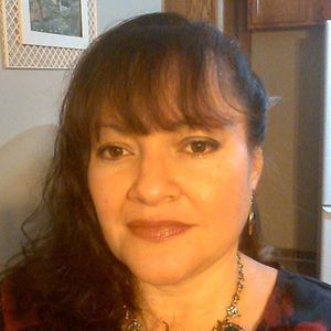 Meet your Posher, Mirna