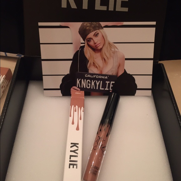 Kylie Jenner "Literally" lipgloss