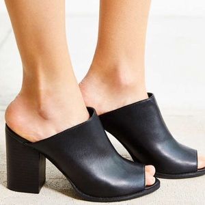 Silence and Noise Sloane Heel