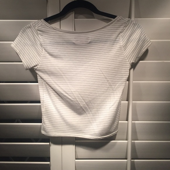 Striped Crop Shirt - Picture 2 of 2