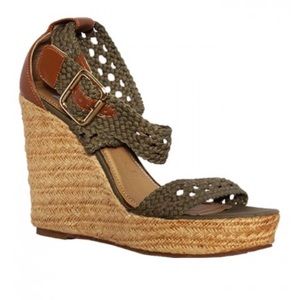 Steve Madden Magestee Wedge Sandal Size 6.5