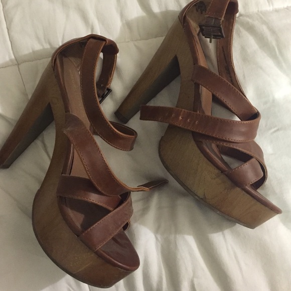 Mossimo Brown Leather Heels