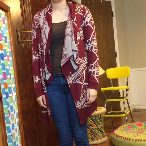 Saywhat aztec cardigan❤️ - Picture 2 of 3