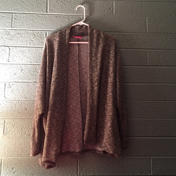 Grey/ silver cardigan