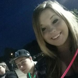 Meet your Posher, Maddie