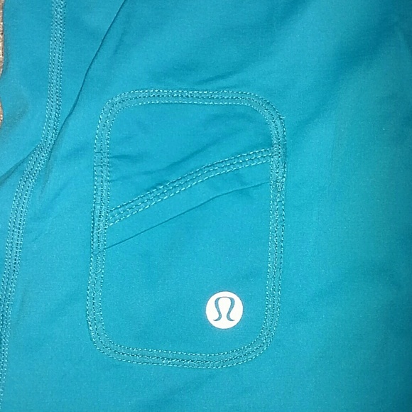 Sold Lululemon workout tank - Picture 3 of 4