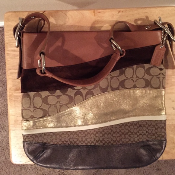 💯AUTHENTIC & HARDLY USED COACH TOTE💯