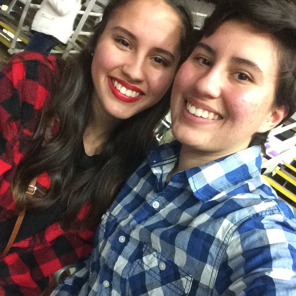 MEET YOUR SELLER!🌸💁🏽💖 - Picture 3 of 3