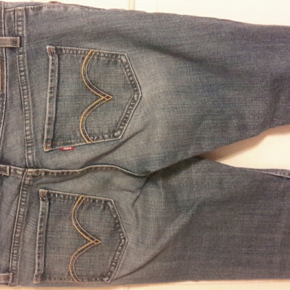 Jeans - Picture 3 of 4