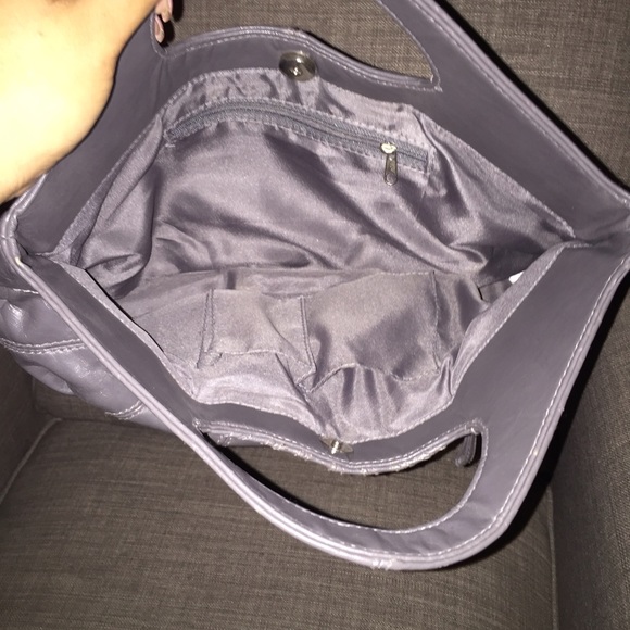 Handbag - Picture 2 of 2