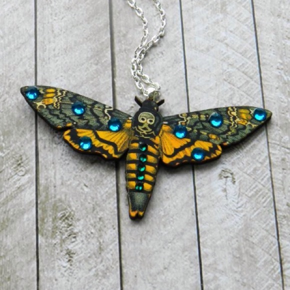 Deaths Head Death Moth Necklace - Picture 2 of 2