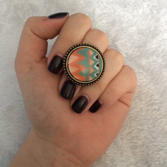 Aztec ring - Picture 3 of 3