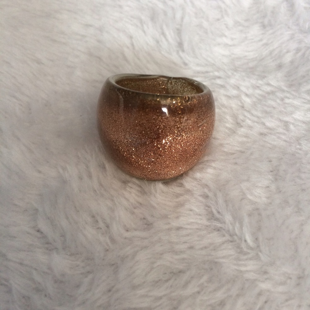 Glass ring