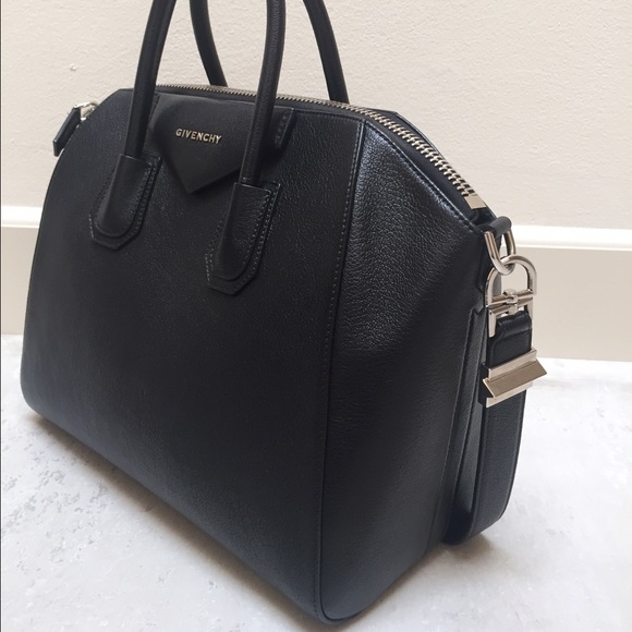 Givenchy Antigona Medium Goat Black Satchel - Picture 2 of 4