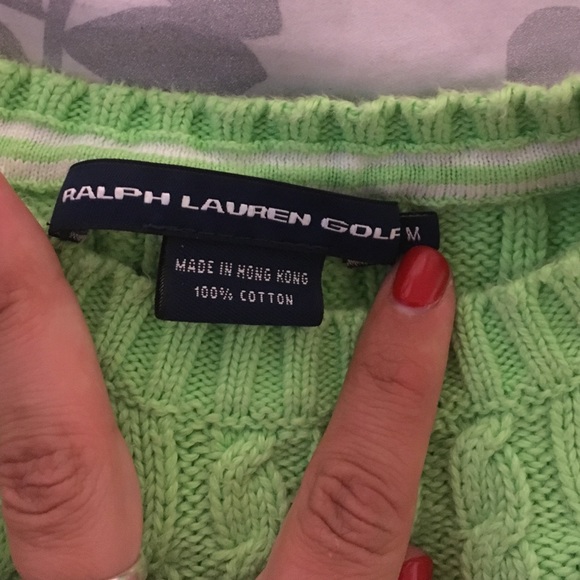 sweater - Picture 2 of 4
