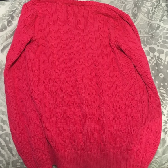 sweater - Picture 4 of 4