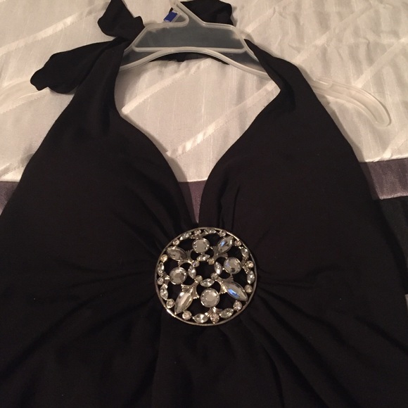 Black Cache Halter Top - Picture 2 of 4