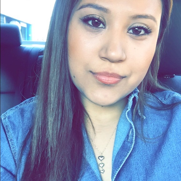 Meet your Posher, Katia