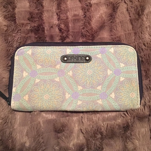 Dakine Wallet