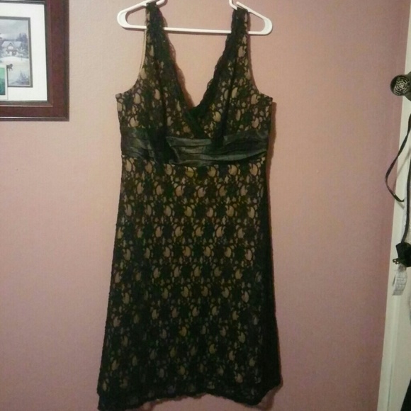 Very pretty black lace dress