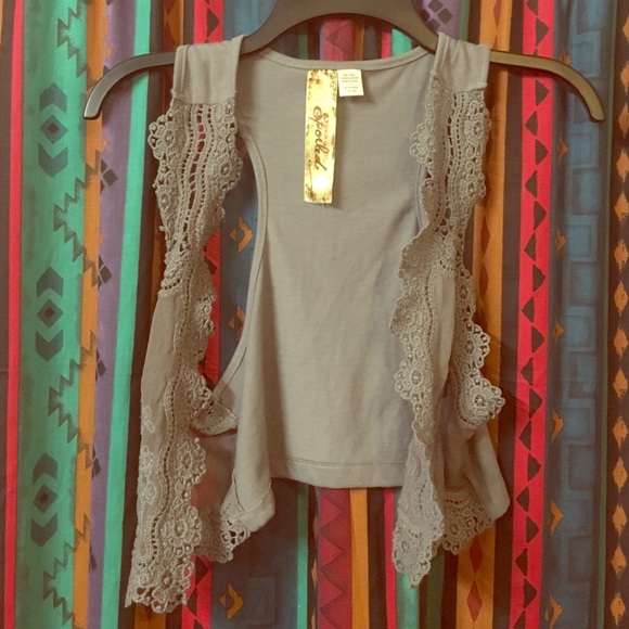 Spoiled racerback lace vest