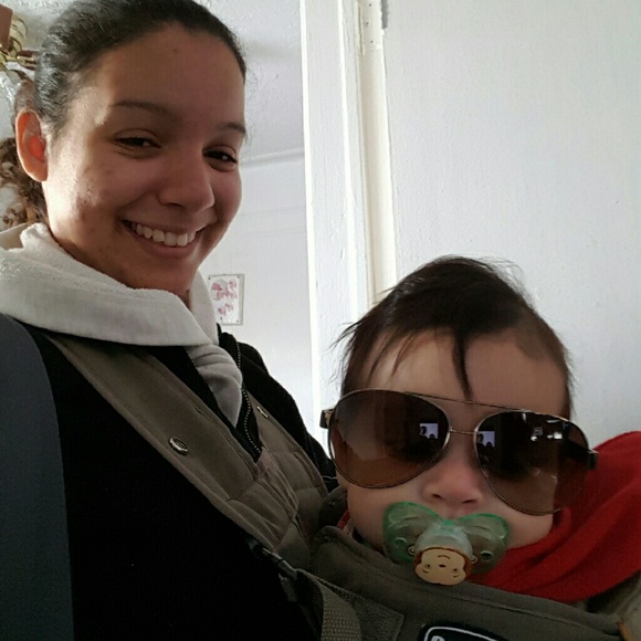 Meet your Posher, Eve - Picture 3 of 4