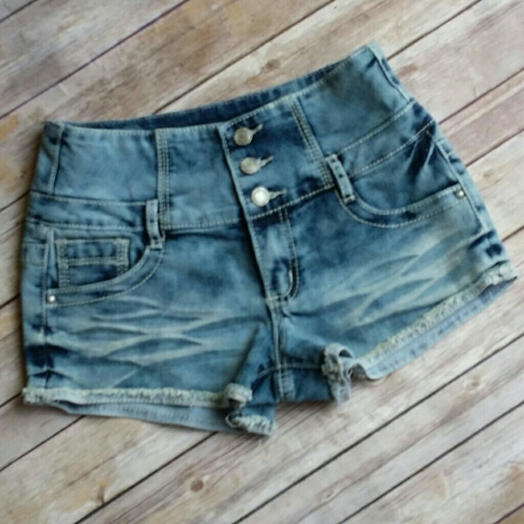 Almost Famous Pants - Almost Famous High Waisted Denim Shorts Size 3