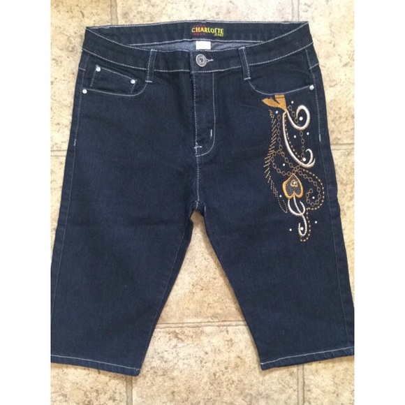 NWOT knee length shorts