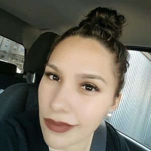 Meet your Posher, Noemi
