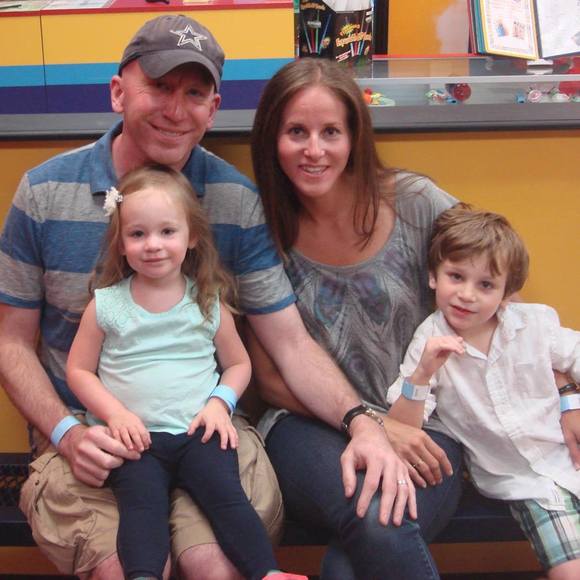 Meet your Posher, Alyssa - Picture 1 of 1