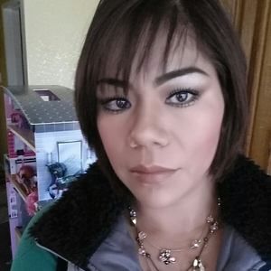 Meet your Posher, Elizabeth