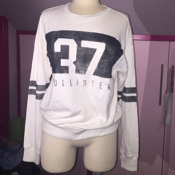 Hollister co. Sweatshirt size M/L
