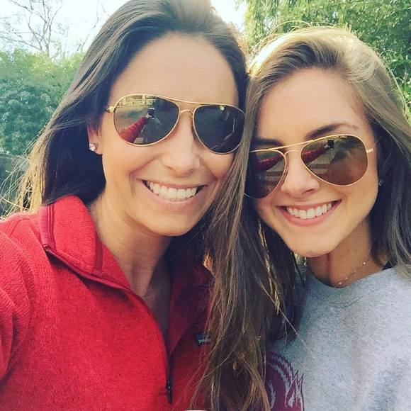 Meet your Posher, Alexandra