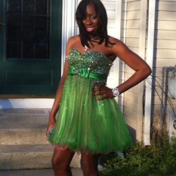 2013 Jr Prom Dress👗👠 - Picture 4 of 4