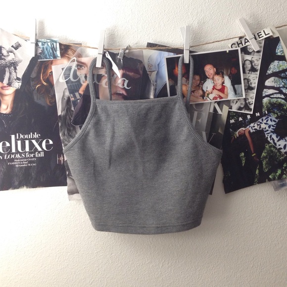 Topshop, U.S. Size 4, EUR 36, UK 8. Crop top.