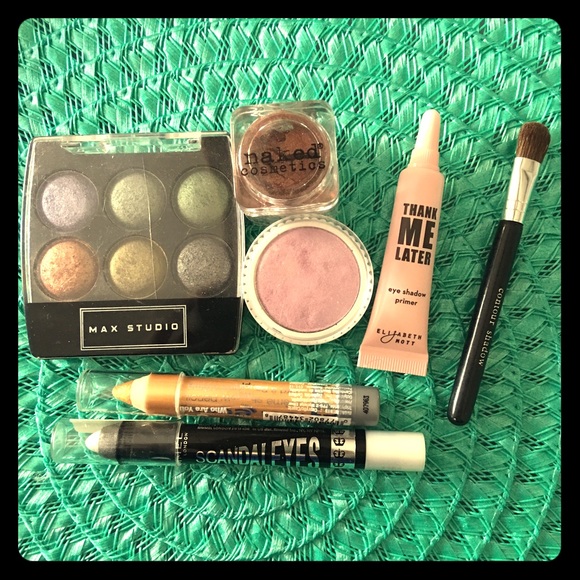 ❌ sold ❌ Eyeshadow bundle