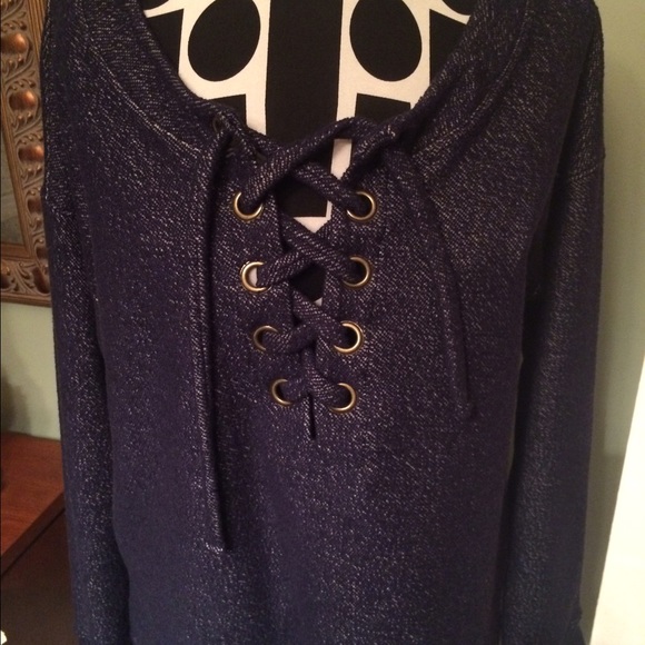 NWT Sanctuary lace up navy heathered top