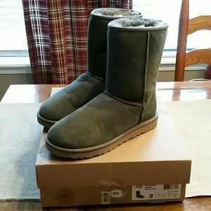 forest green ugg boots
