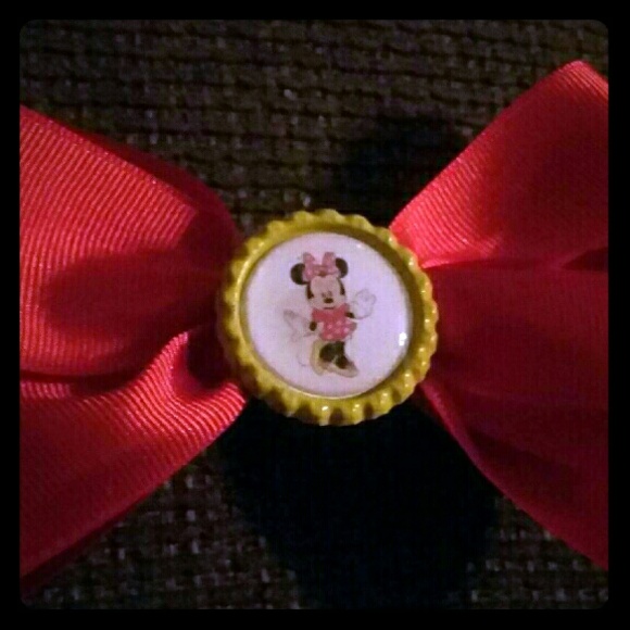 Minnie mouse bow