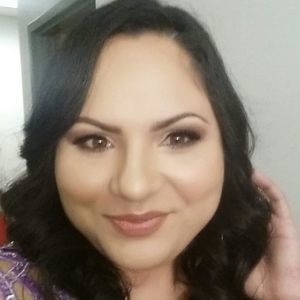 Meet your Posher, Candy