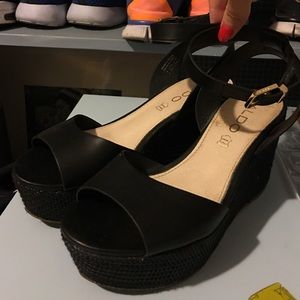 Aldo wedge sandals