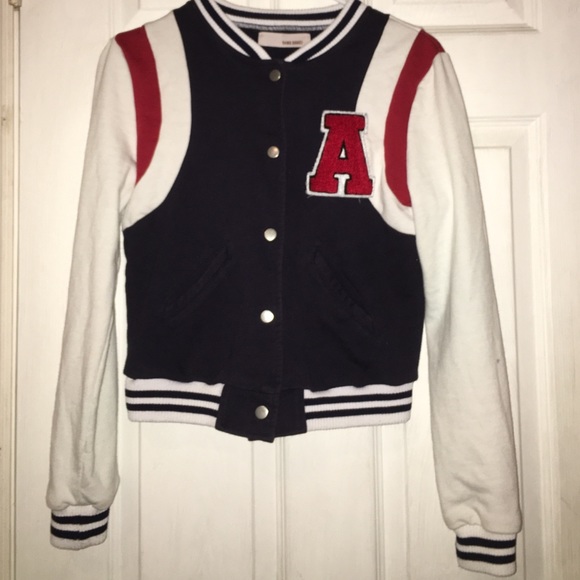 Super cute cropped letterman jacket