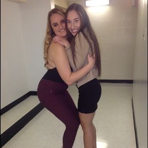 Meet your Posher, Lauren