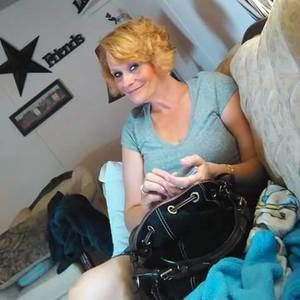 Meet your Posher, Becky