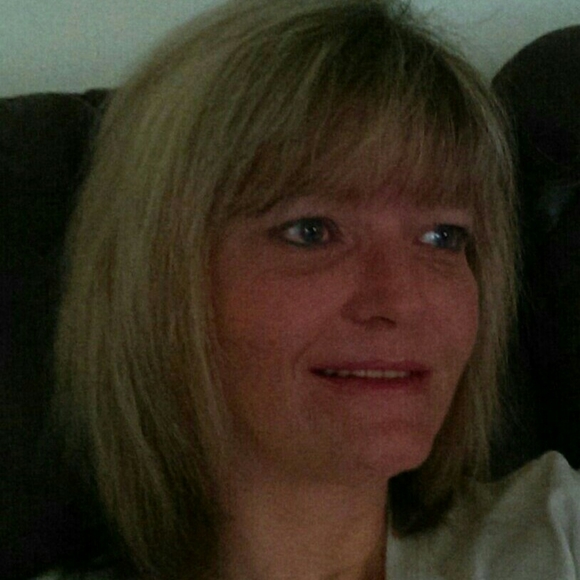 Meet your Posher, Stacey - Picture 1 of 1