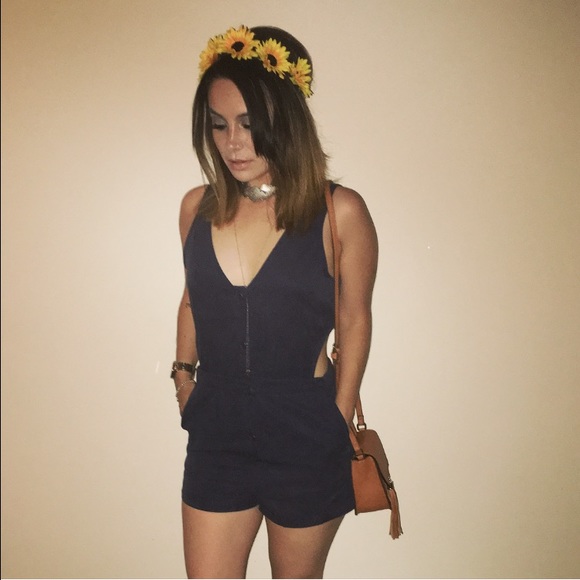 I hunt for treasure and sell it for your pleasure! - Picture 4 of 6