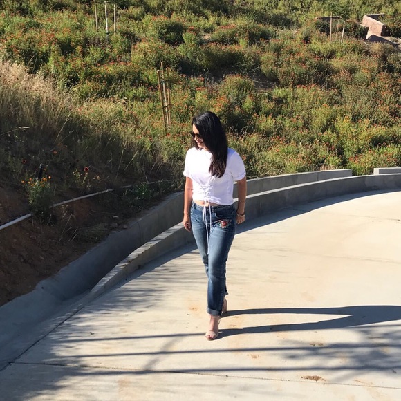 I hunt for treasure and sell it for your pleasure! - Picture 2 of 6