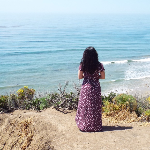 I hunt for treasure and sell it for your pleasure! - Picture 5 of 6